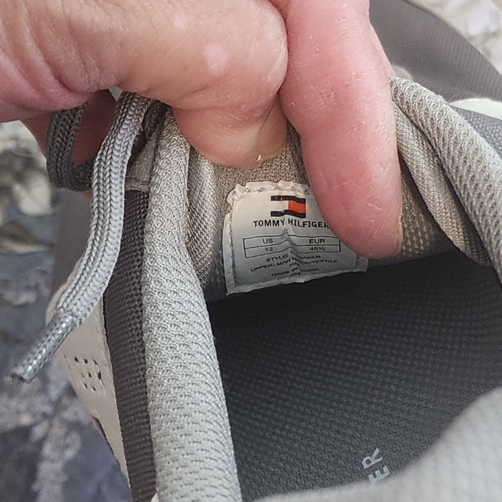 Tommy Hilfiger Gray and White Sneakers - Picture 6 of 7